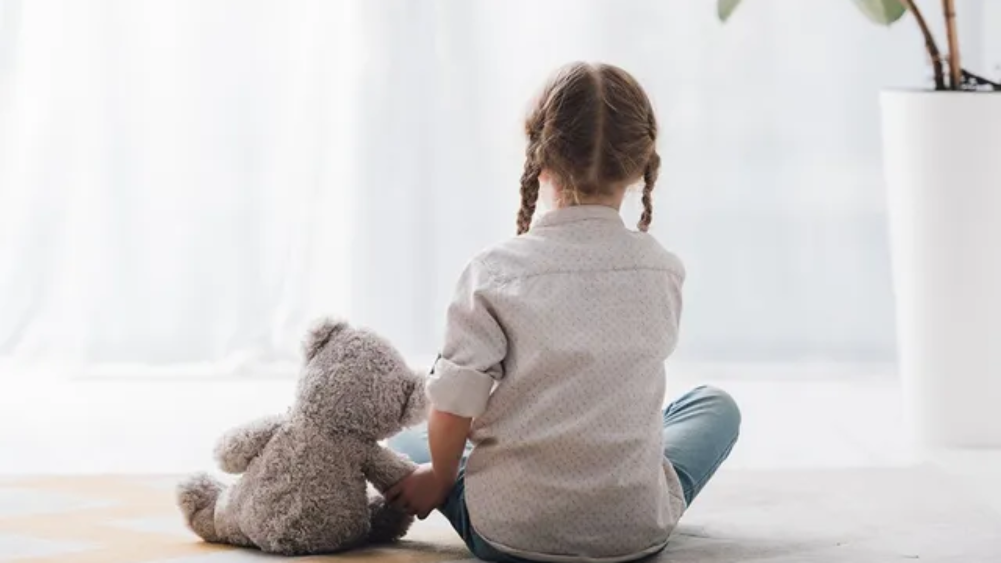 605869a3bfcb4a965827fef9_Children+--Grief+Section+Image-640w